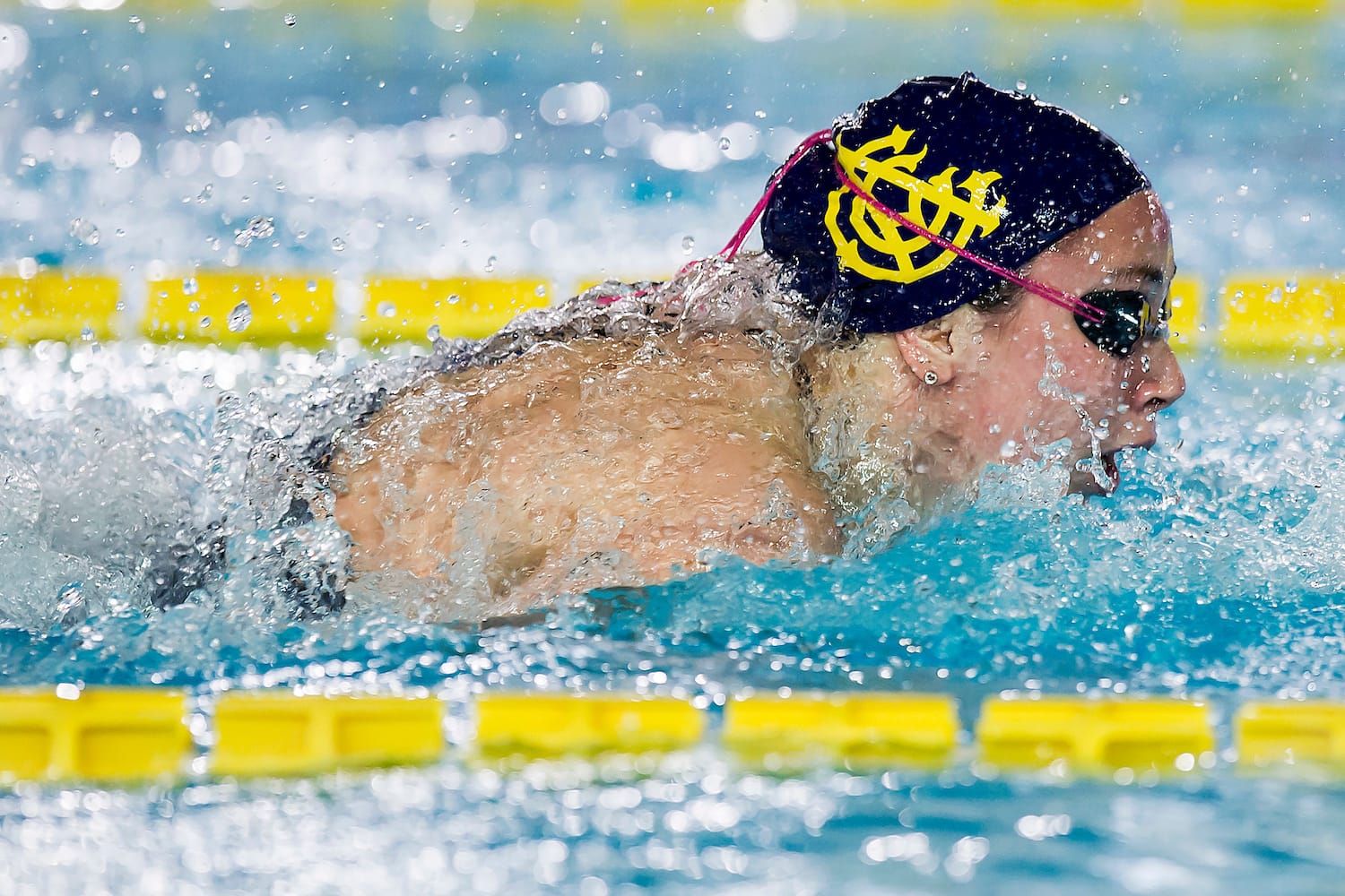 Show di Silvia Di Pietro due record italiani in vasca corta Aquaniene